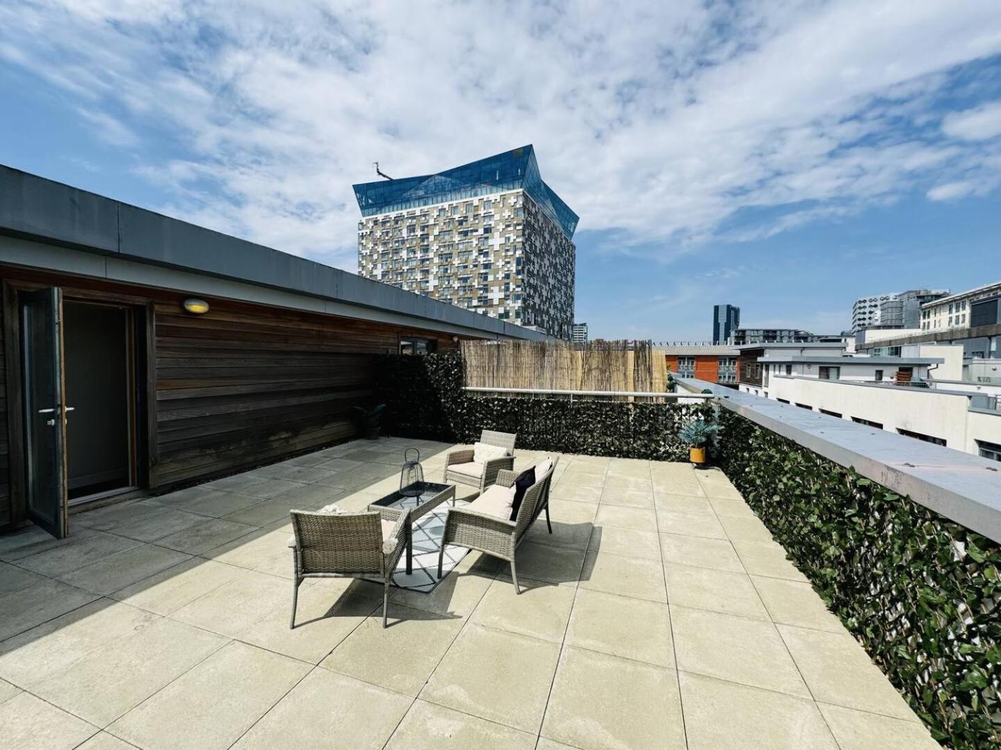 Cube View Apartment *
